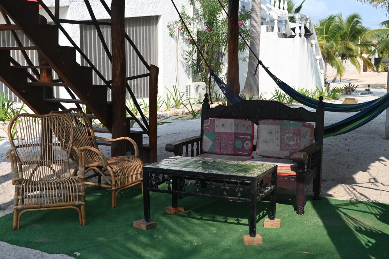 La Casa Del Mexicano Celestun Luaran gambar
