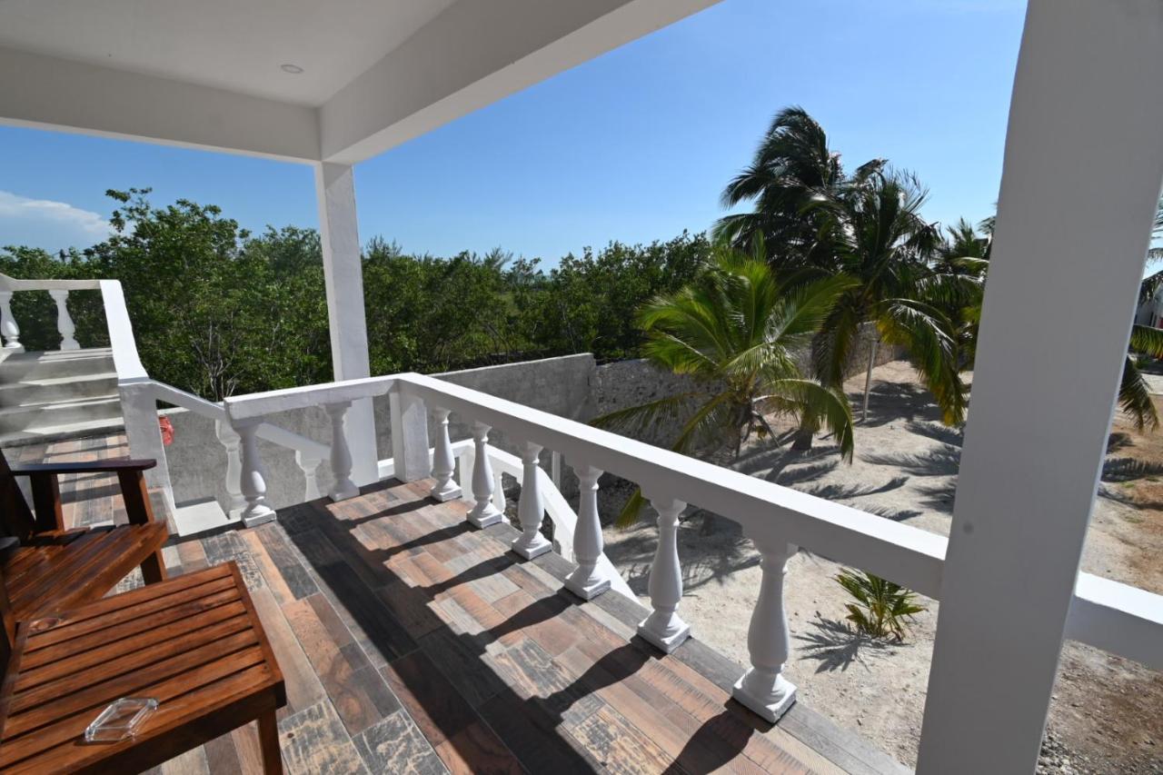 La Casa Del Mexicano Celestun Luaran gambar
